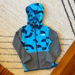 Awesome 4T North Face fleece like new